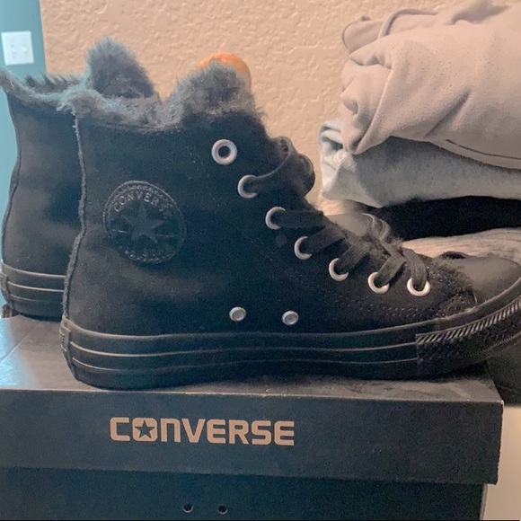 lined converse shoes